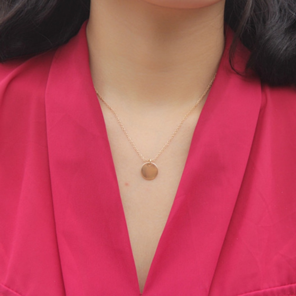 Minimalist Coin Circle Necklaces - Picture 5 of 8